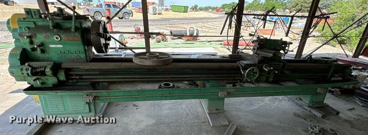 image for item DX0652 Leblond lathe