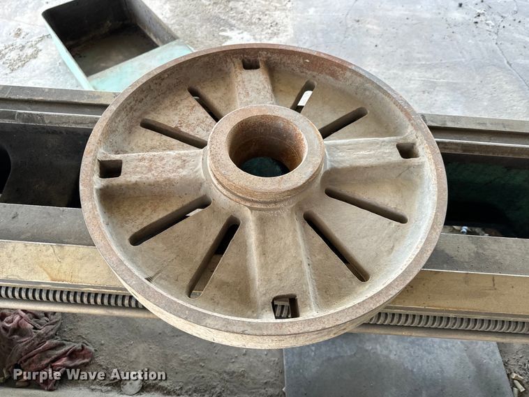 image for item DX0652 Leblond lathe