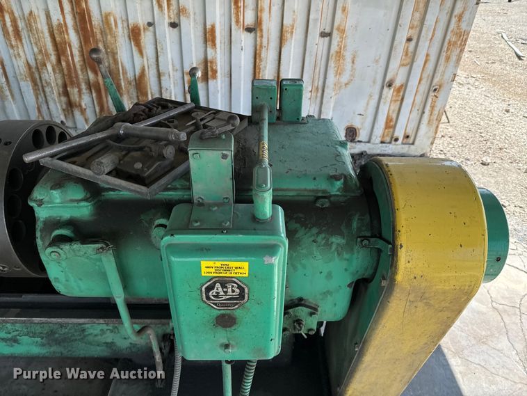 image for item DX0652 Leblond lathe