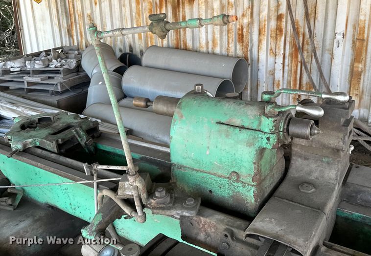 image for item DX0652 Leblond lathe