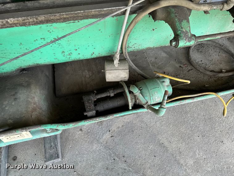 image for item DX0652 Leblond lathe