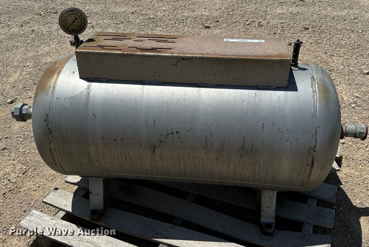 image for item DX0653 Air compressors