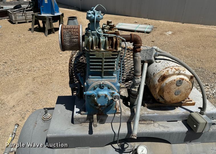 image for item DX0653 Air compressors