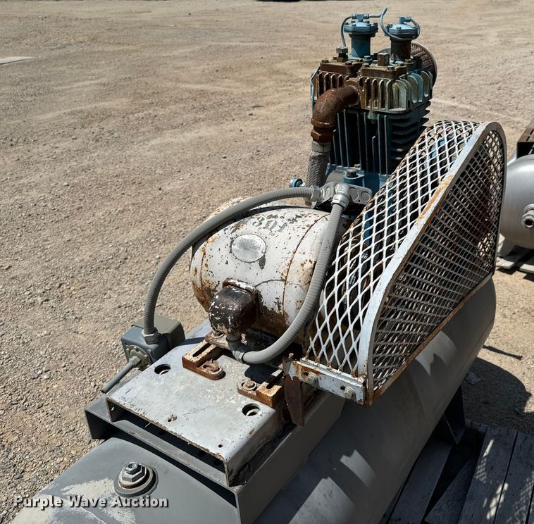 image for item DX0653 Air compressors