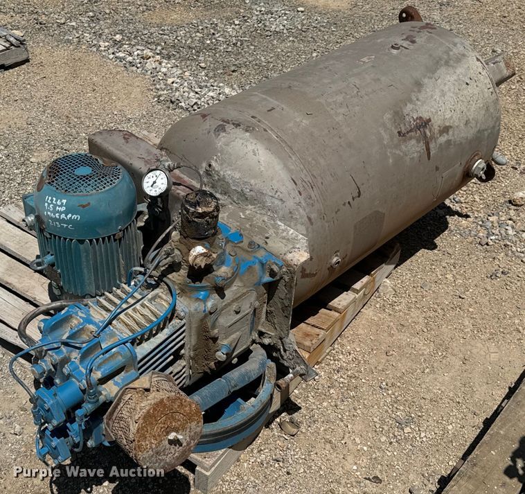 image for item DX0653 Air compressors