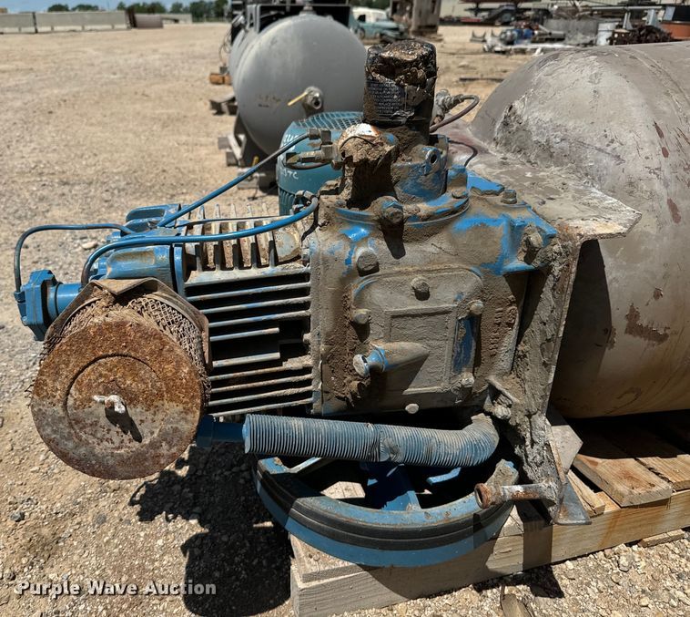 image for item DX0653 Air compressors