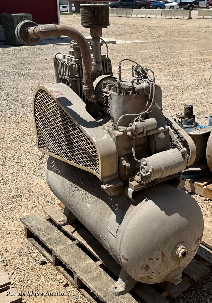 image for item DX0653 Air compressors