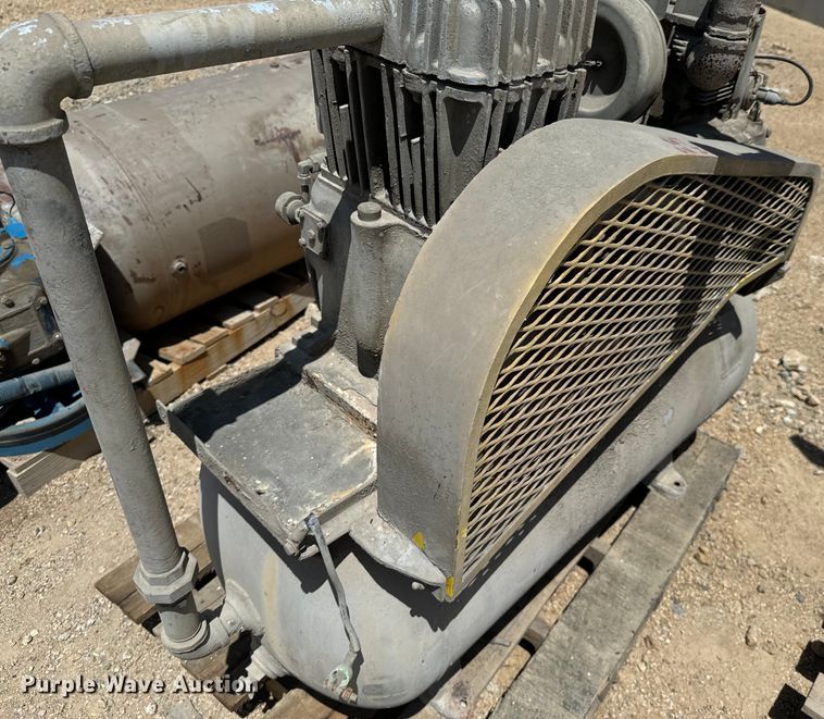 image for item DX0653 Air compressors