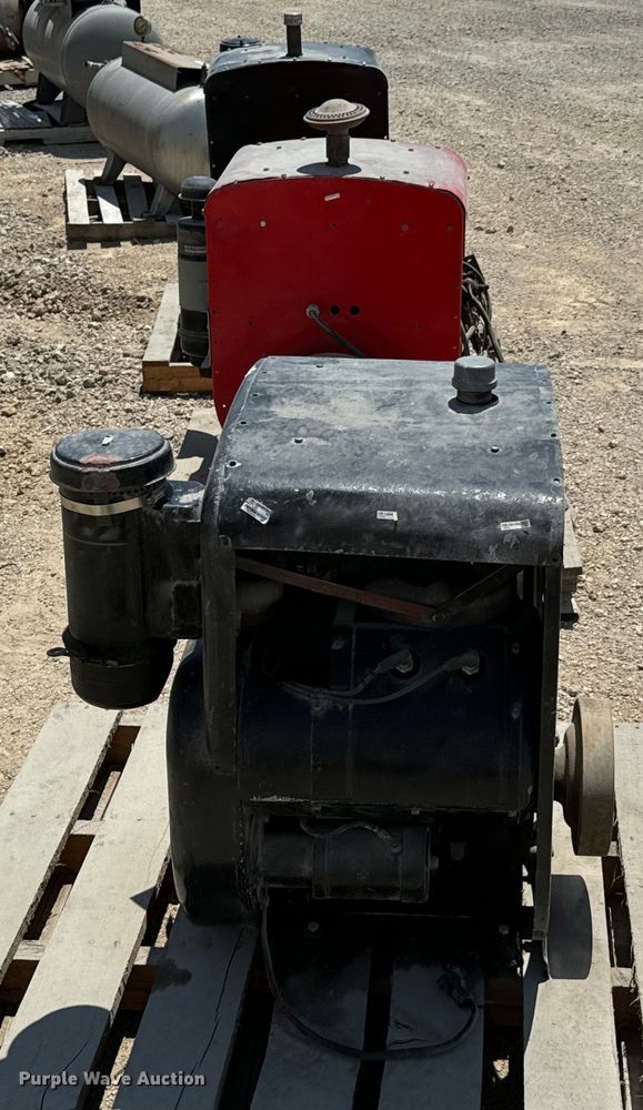 image for item DX0654 (3) Wisconsin engines