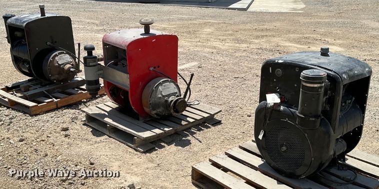 image for item DX0654 (3) Wisconsin engines