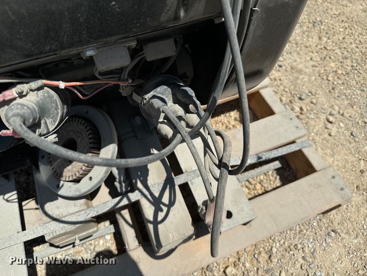 image for item DX0654 (3) Wisconsin engines