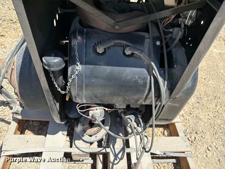 image for item DX0654 (3) Wisconsin engines