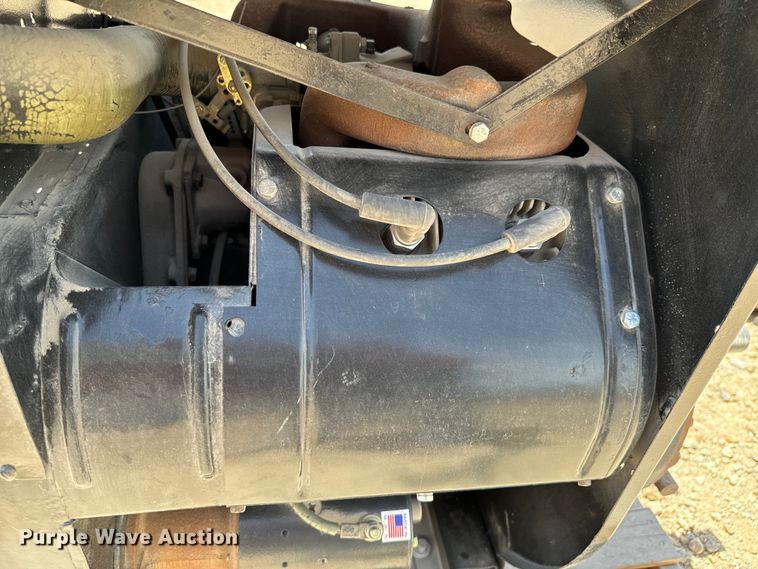 image for item DX0654 (3) Wisconsin engines