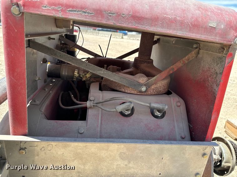 image for item DX0654 (3) Wisconsin engines