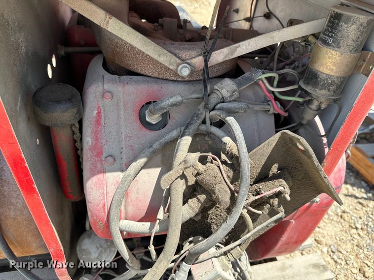 image for item DX0654 (3) Wisconsin engines