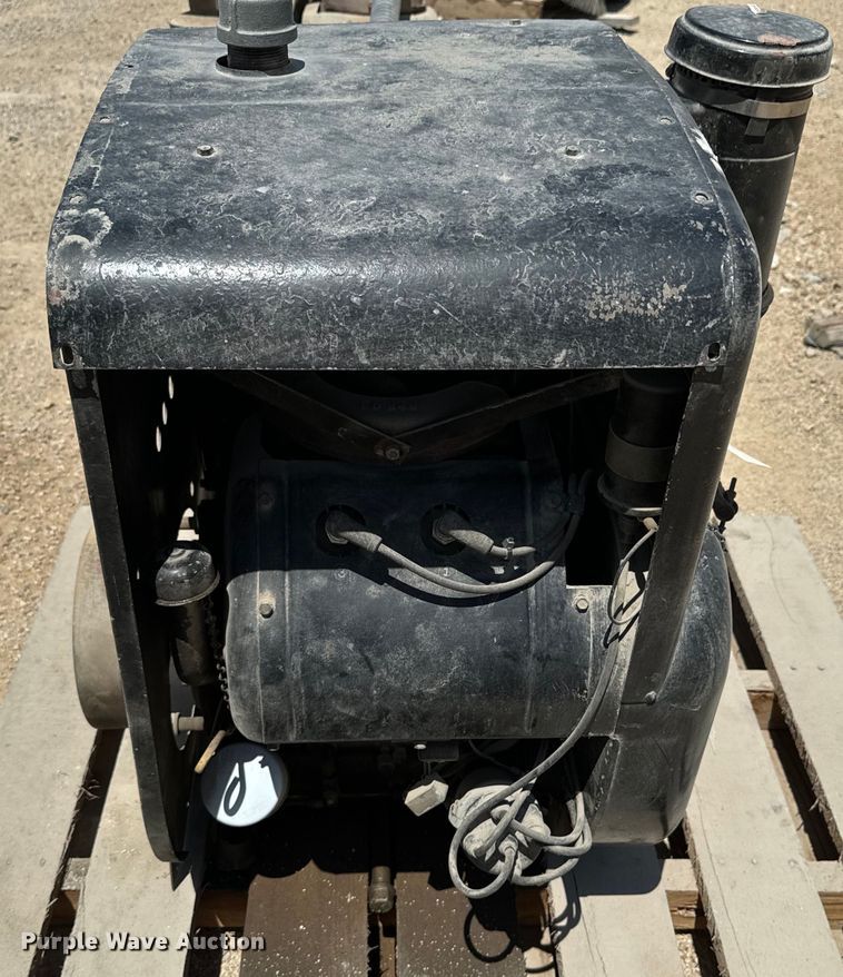 image for item DX0654 (3) Wisconsin engines