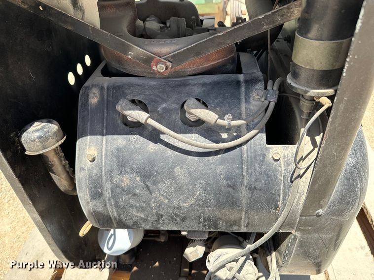 image for item DX0654 (3) Wisconsin engines