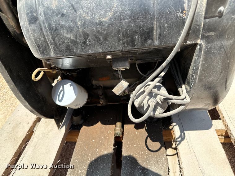 image for item DX0654 (3) Wisconsin engines