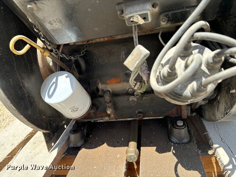 image for item DX0654 (3) Wisconsin engines