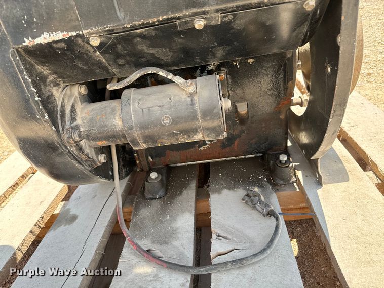 image for item DX0654 (3) Wisconsin engines