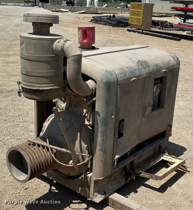 image for item DX0656 Detroit Diesel engine