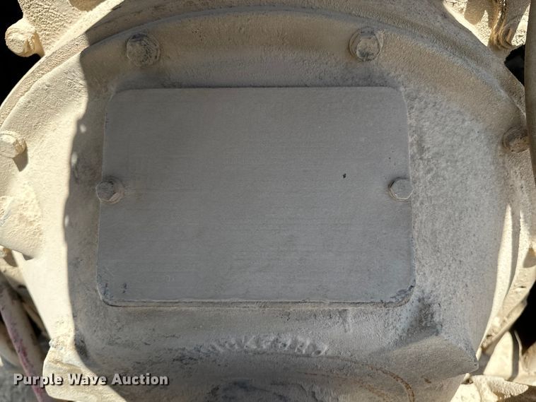 image for item DX0656 Detroit Diesel engine