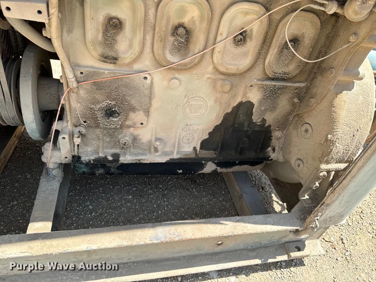 image for item DX0656 Detroit Diesel engine