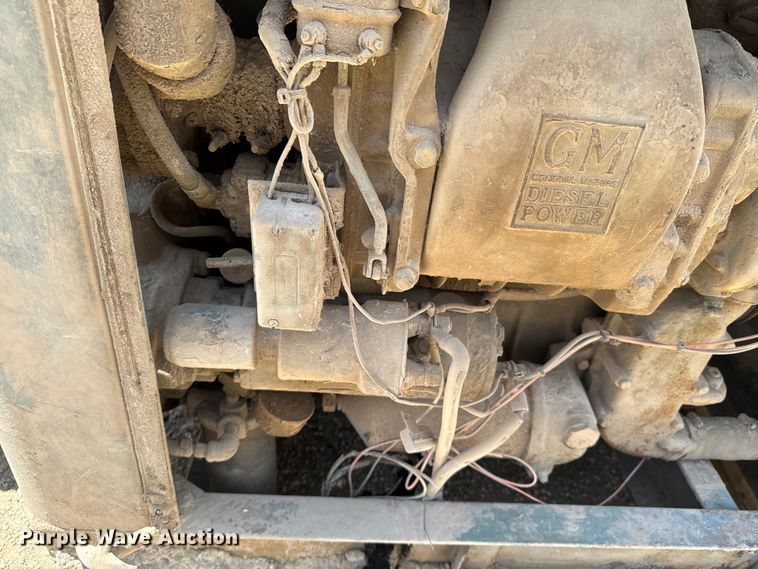 image for item DX0656 Detroit Diesel engine