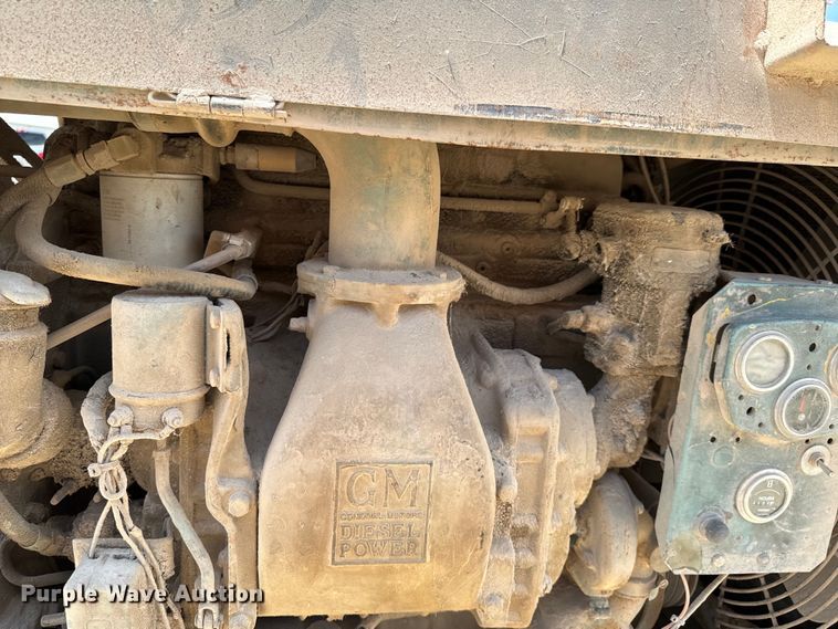 image for item DX0656 Detroit Diesel engine