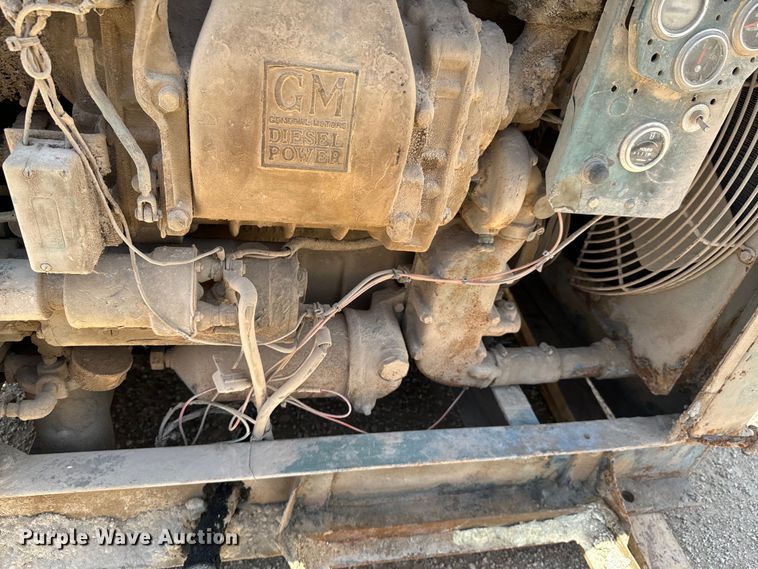 image for item DX0656 Detroit Diesel engine