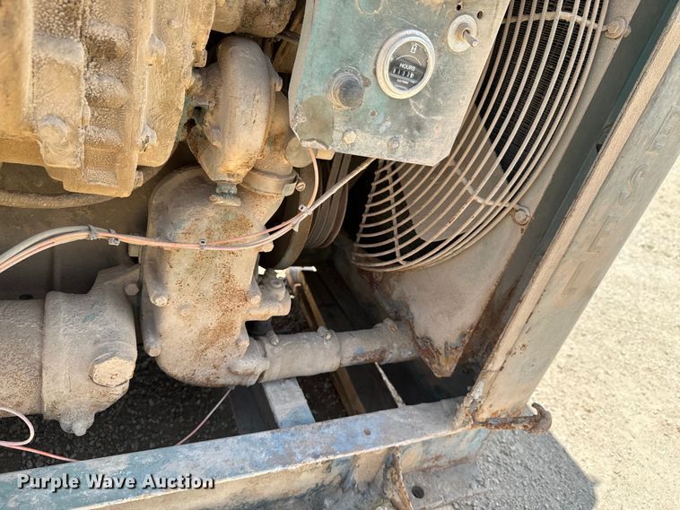 image for item DX0656 Detroit Diesel engine