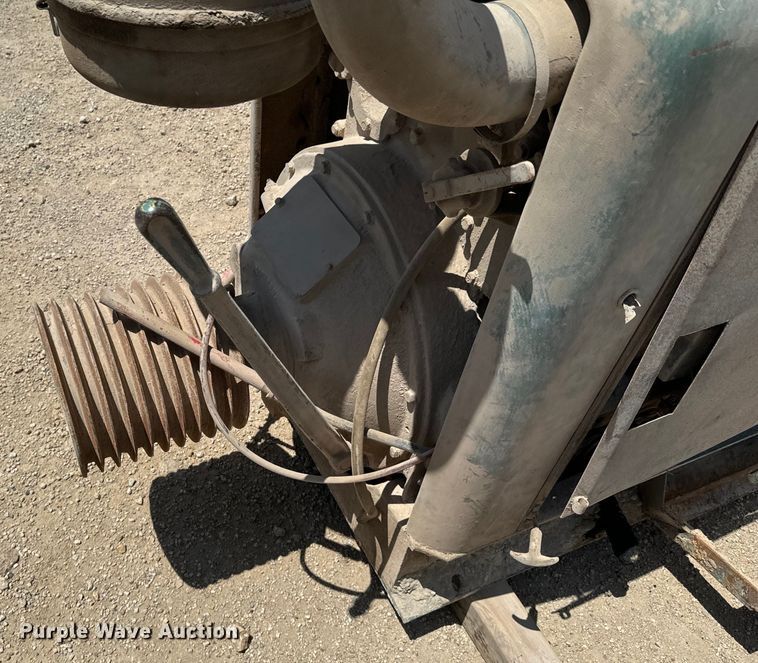 image for item DX0656 Detroit Diesel engine