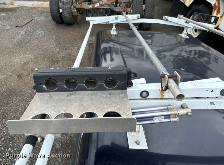 image for item DX0661 ARE utility topper