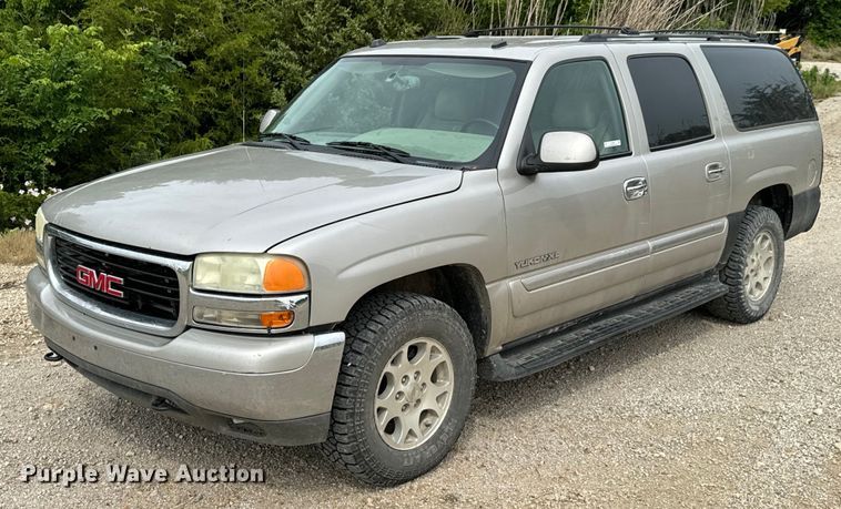image for item DX0664 2004 GMC Yukon XL SUV