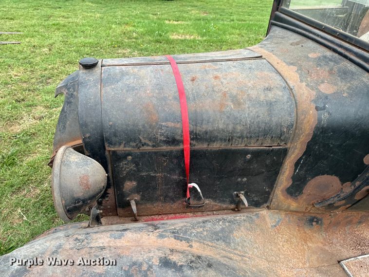 image for item DX0668 1923 Dodge Bros.  sedan