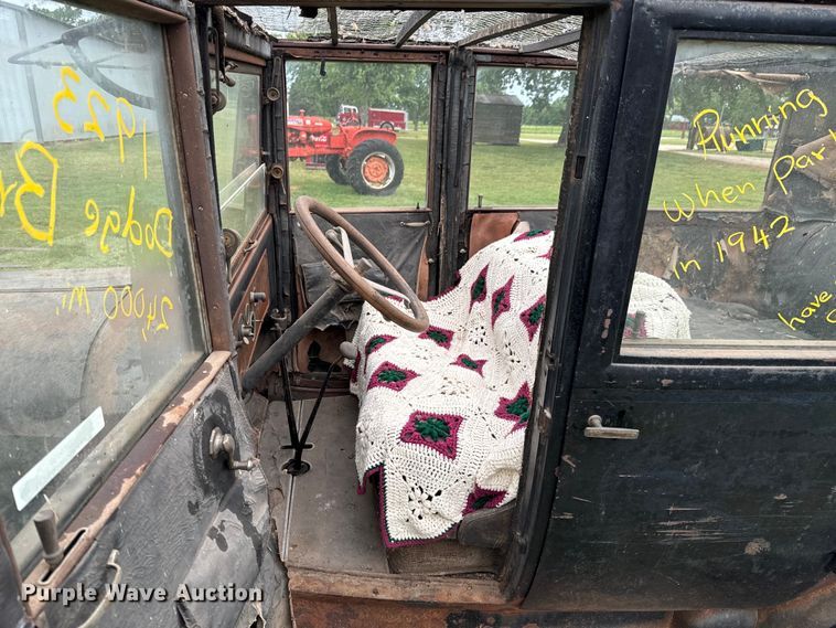 image for item DX0668 1923 Dodge Bros.  sedan