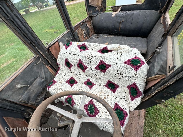 image for item DX0668 1923 Dodge Bros.  sedan