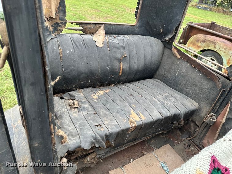 image for item DX0668 1923 Dodge Bros.  sedan