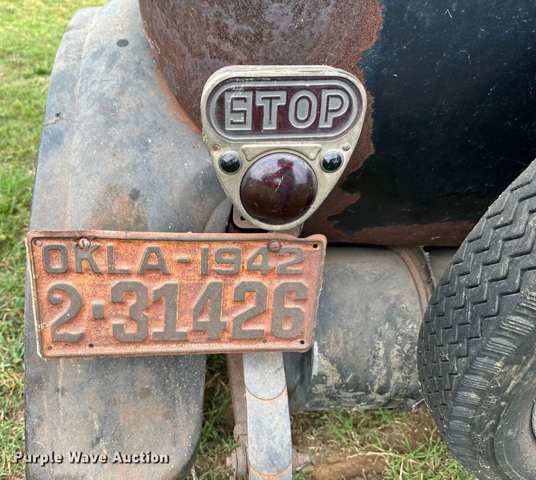 image for item DX0668 1923 Dodge Bros.  sedan