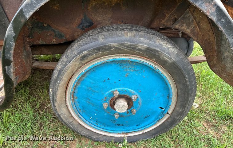 image for item DX0668 1923 Dodge Bros.  sedan