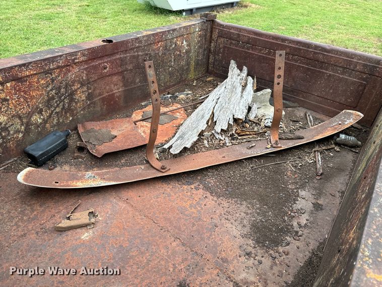 image for item DX0669 1954 GMC 100 pickup truck