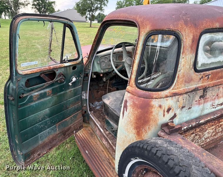 image for item DX0669 1954 GMC 100 pickup truck