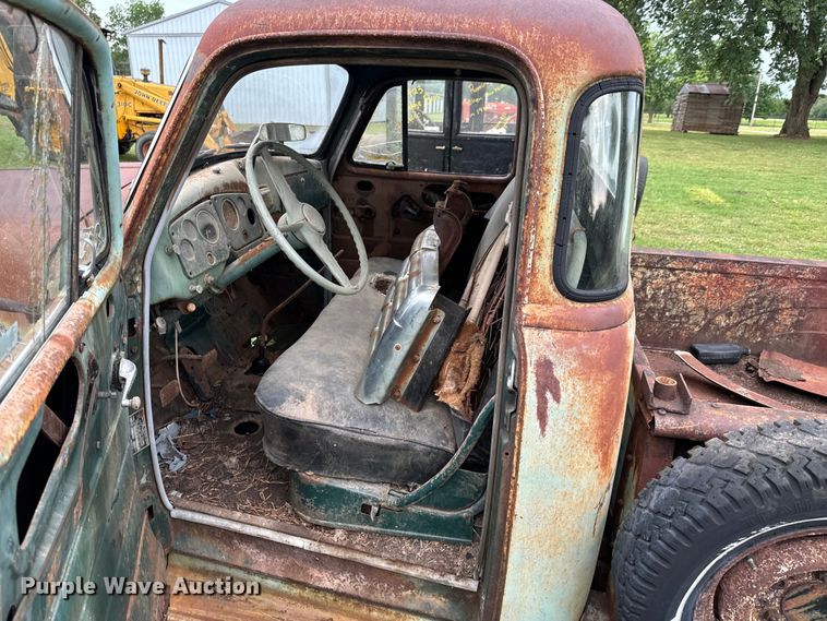 image for item DX0669 1954 GMC 100 pickup truck