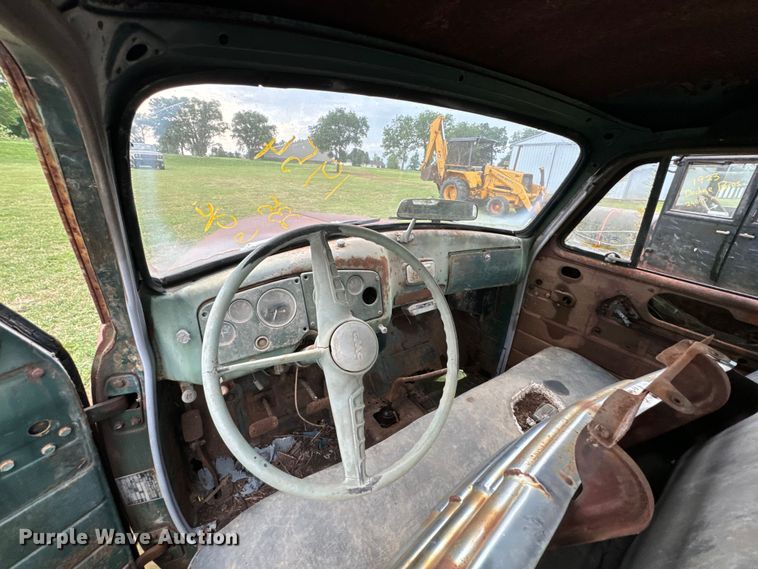 image for item DX0669 1954 GMC 100 pickup truck