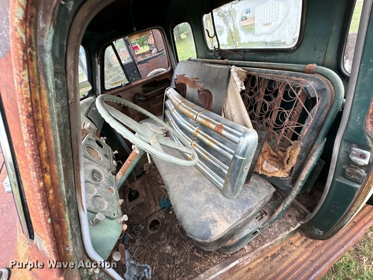 image for item DX0669 1954 GMC 100 pickup truck