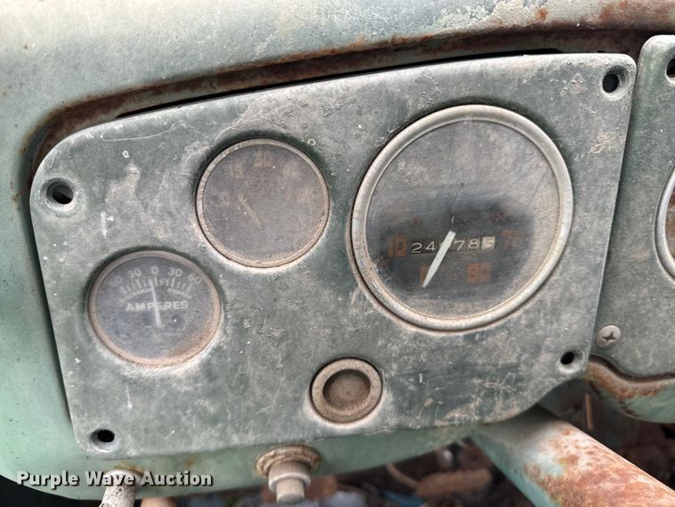 image for item DX0669 1954 GMC 100 pickup truck