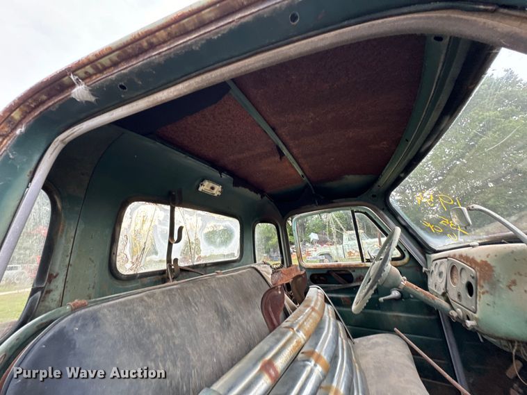 image for item DX0669 1954 GMC 100 pickup truck