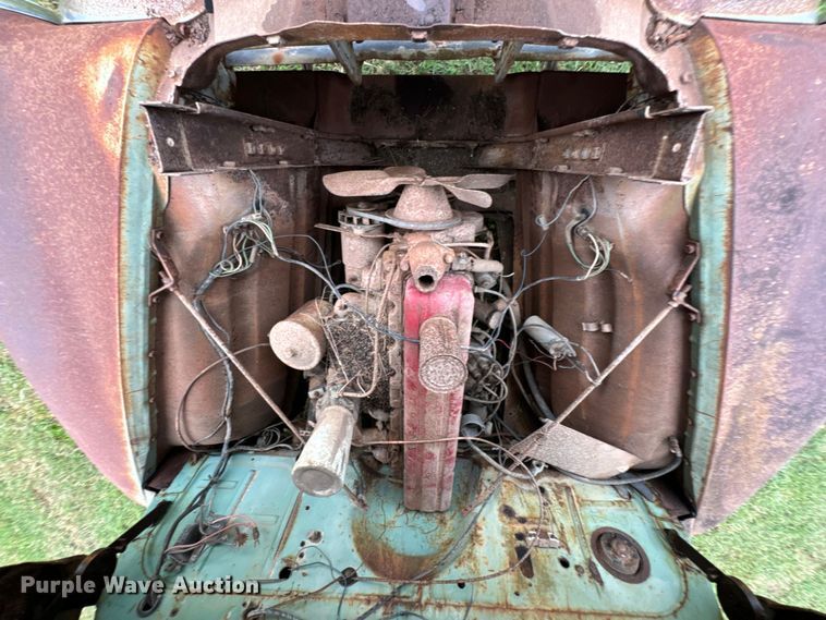 image for item DX0669 1954 GMC 100 pickup truck