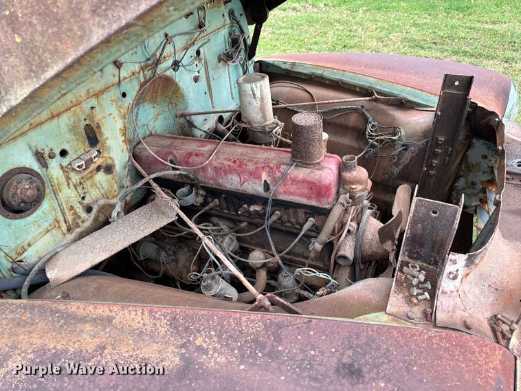 image for item DX0669 1954 GMC 100 pickup truck