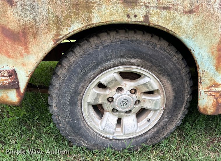 image for item DX0669 1954 GMC 100 pickup truck